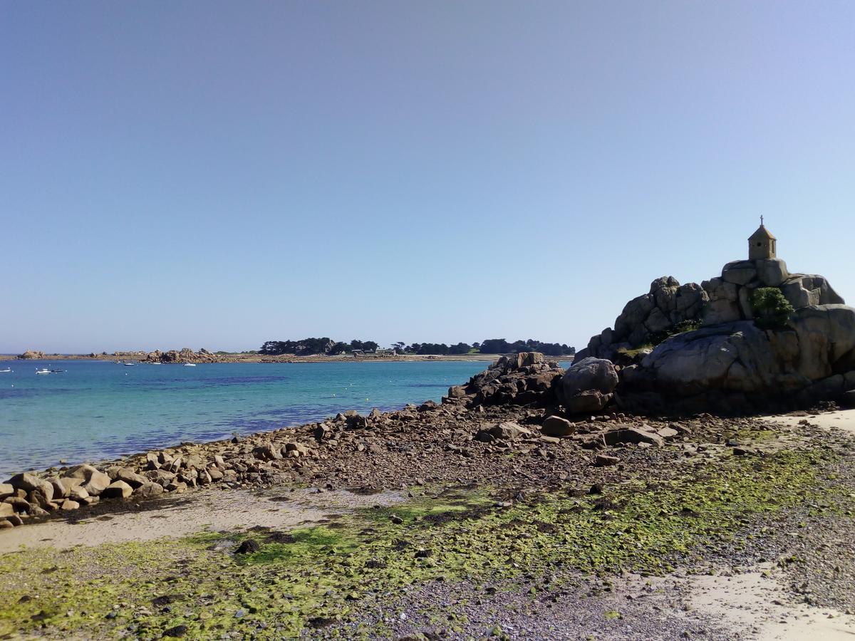 Grand Hotel De Port Blanc Penvénan 外观 照片