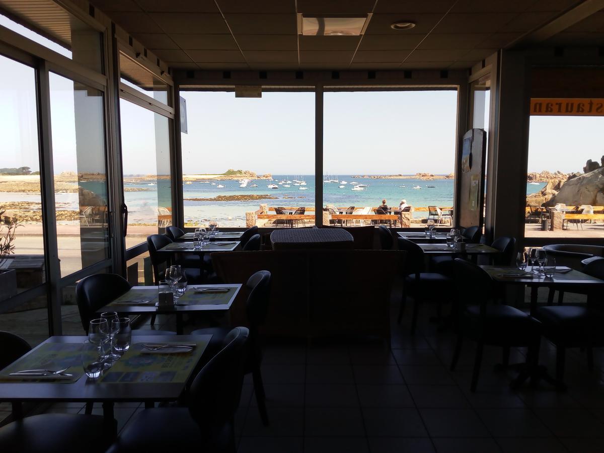 Grand Hotel De Port Blanc Penvénan 外观 照片